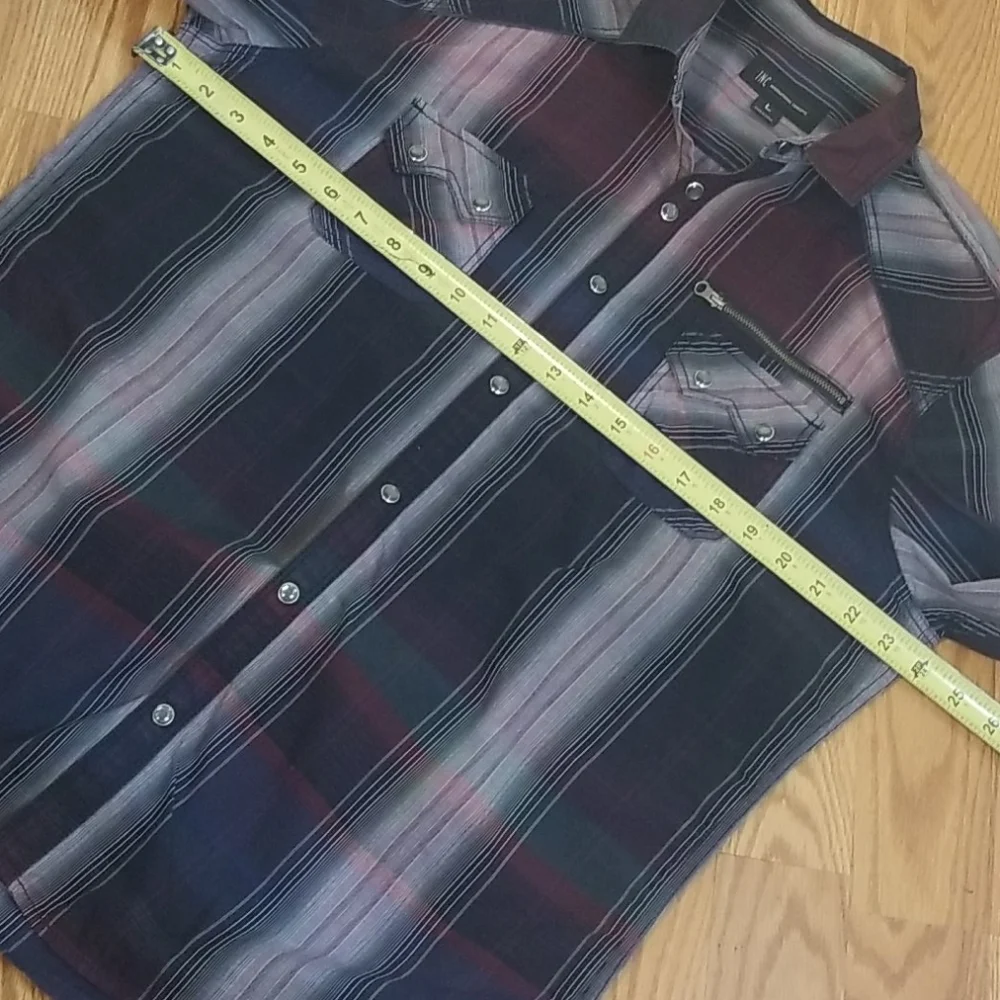 INC snap down dress shirt‎ lg